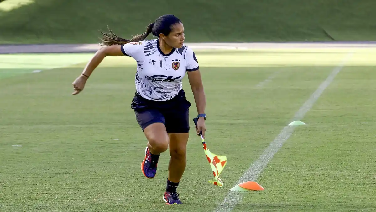 «ME HE GANADO EL PUESTO QUE TENGO»: MIGDALIA RODRÍGUEZ, una venezolana que hará historia en el arbitraje de la Copa América