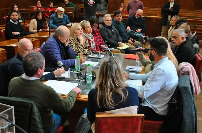 Funcionarios municipales se comprometieron a dar respuesta a los reclamos de los vecinos del norte costero