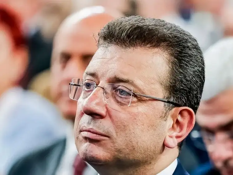 Ekrem Imamoglu, alcalde de Estambul encarcelado.