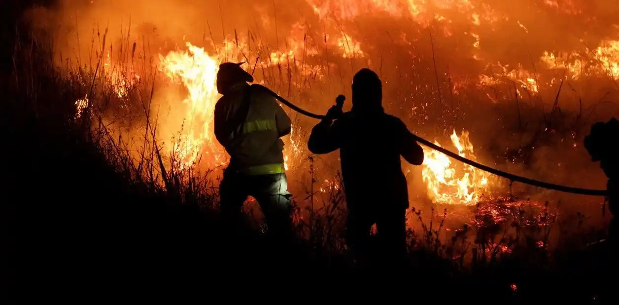 Corrientes prendida fuego: La lucha es contra las llamas y por la disputa de sentido