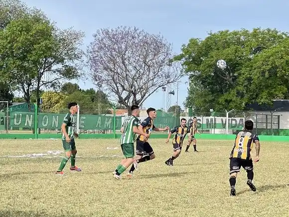 Empate sin goles en el clásico de Sunchales por el debut del Regional Federal Amateur