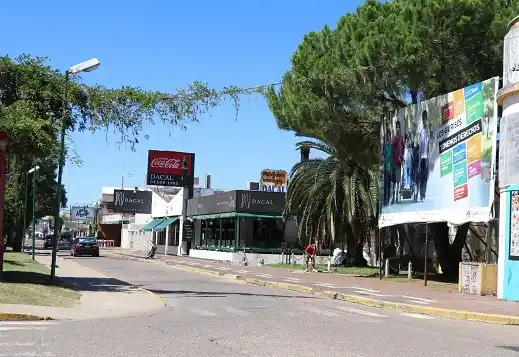 Discusión en costanera terminó en trompadas: dos detenidos