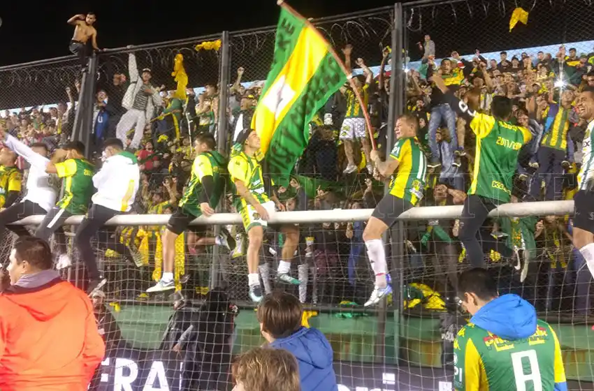 Aldosivi sacó chapa de campeón y volvió a Primera