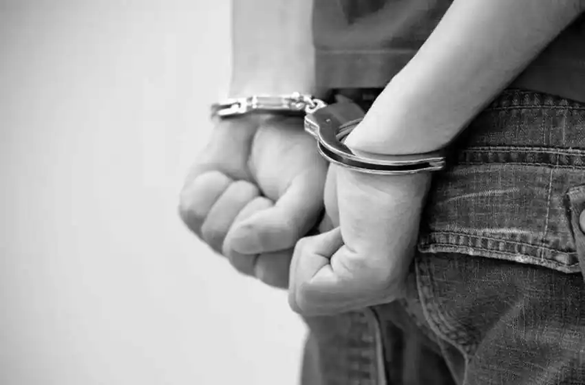 Atacó a su expareja, su hijo de un año y su suegra y terminó detenido