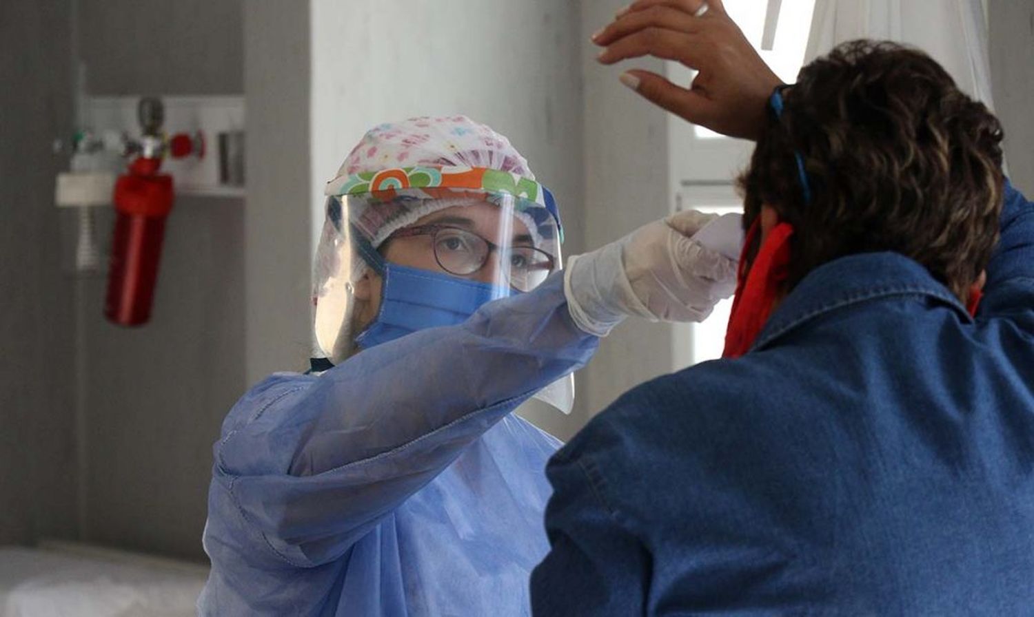 Segunda ola de coronavirus: más de 100 casos sospechosos enviados a analizar
