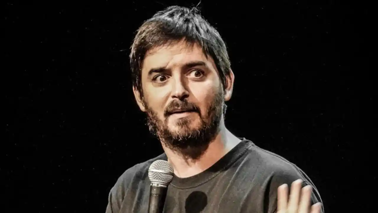 Mike Chouhy llega a Chascomús con su nuevo show de stand up: “Tibio”