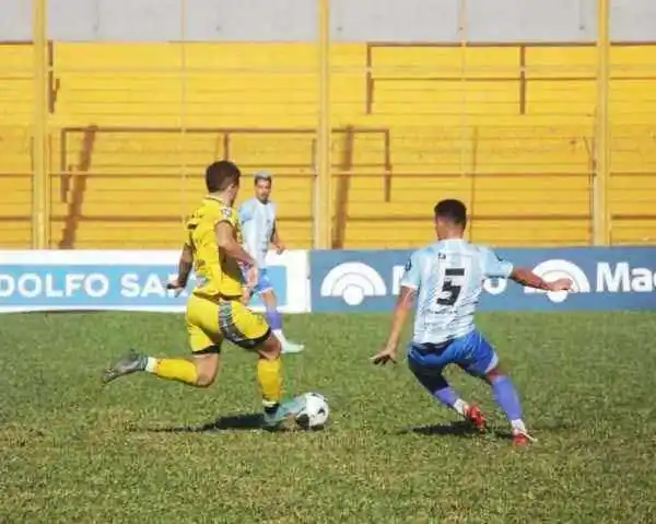 Crucero no pudo
ganar en Santa Inés