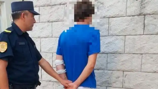 Detienen a un joven por golpear a una embarazada en la costanera