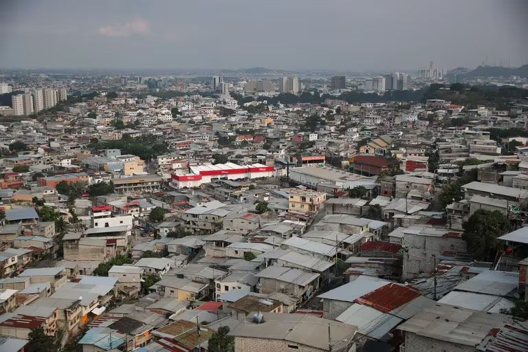 Ecuador: Por la alta demanda, se agotaron los generadores en Guayaquil