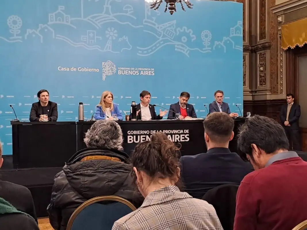 El Gobernador responsabilizó al presidente de la decisión tomada por el directorio de YPF, donde hay funcionarios nombrados por el Ejecutivo nacional.