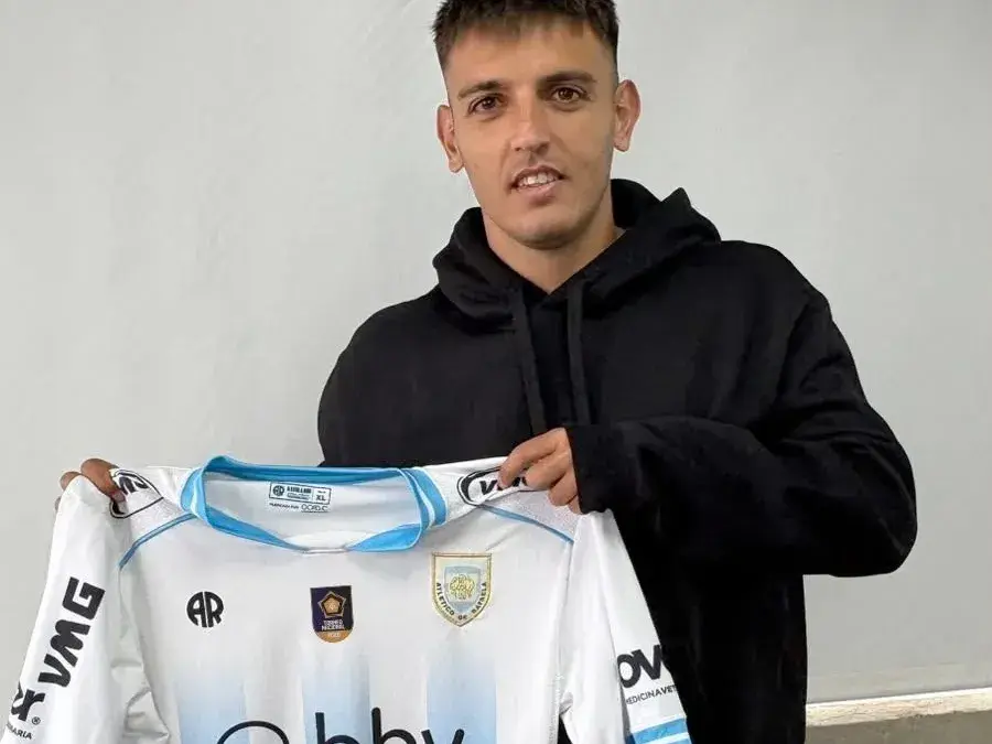 Juani Cavallaro llega en reemplazo de Esparza(lesionado) y ya entrena junto al plantel cremoso. Foto:AR