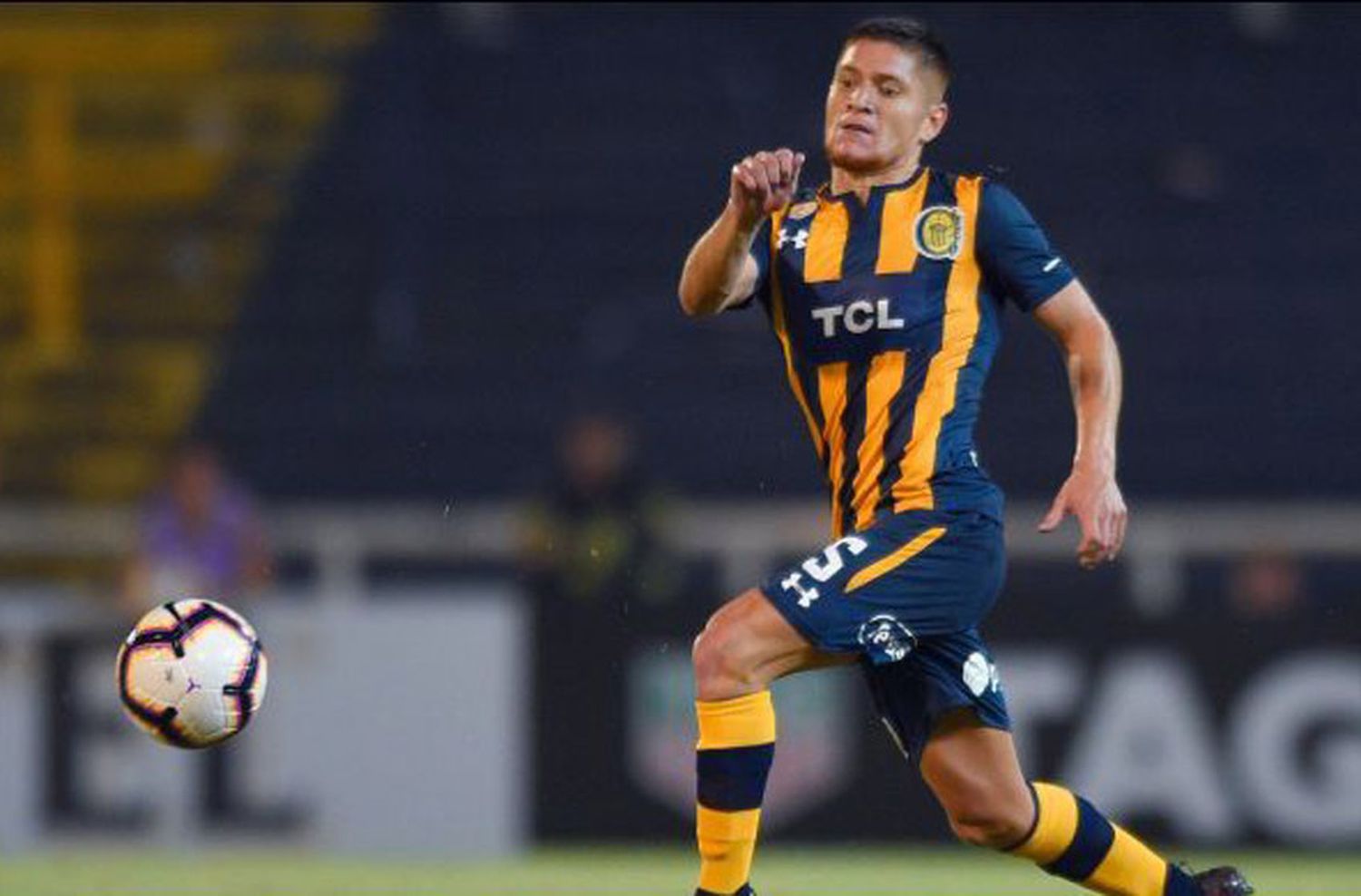 Si Santos pretende venir a la carga por el Colo Gil, antes deberá dejar ir a un extranjero