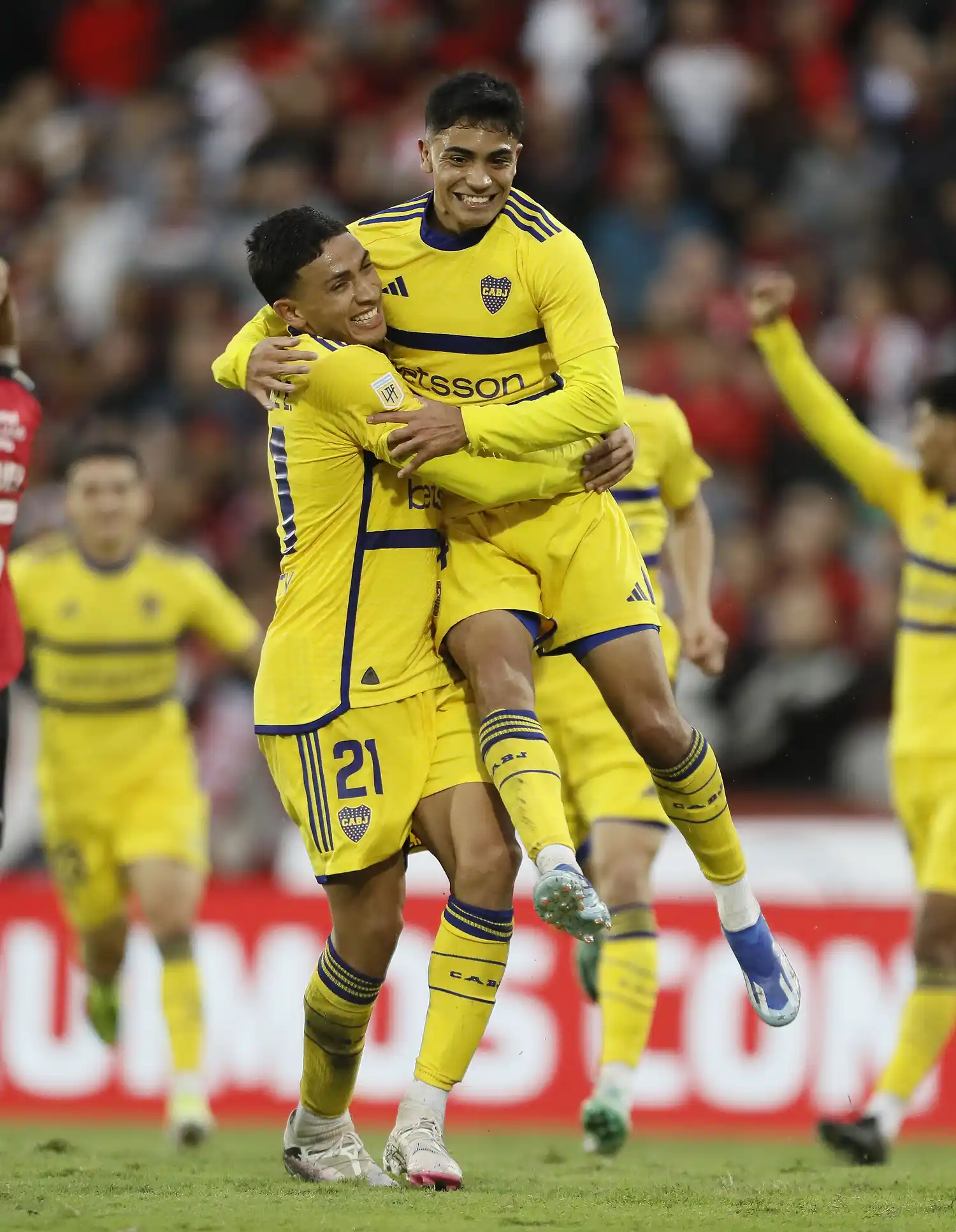 "Equi" Fernández y Langoni fueron pura alegría en Rosario.