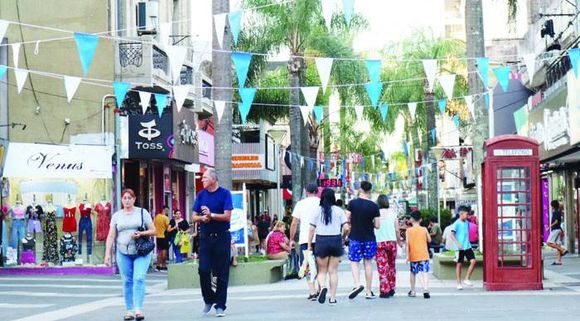 Comercios acordaron el horario de cierre para el 24 y el 31