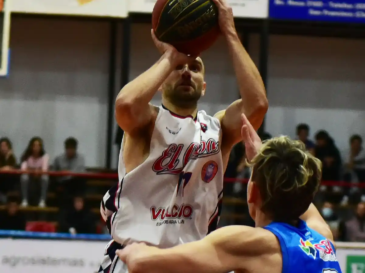 El Ceibo quiere pegar primero