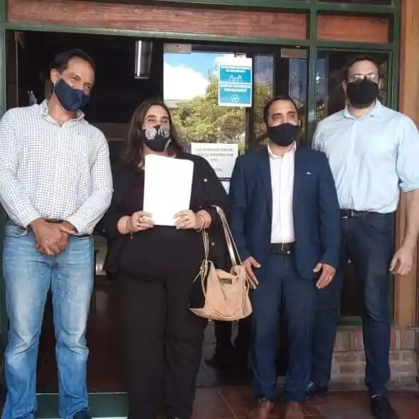 En Entre Ríos le suspenden la matrícula a médico condenado por impedir un aborto legal