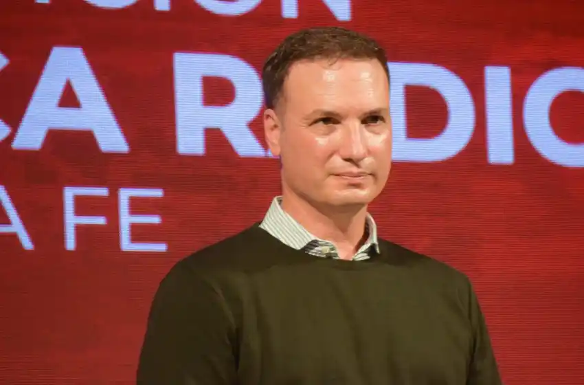 Con modernos contenidos políticos, asumieron las autoridades de la Convención Radical santafesina