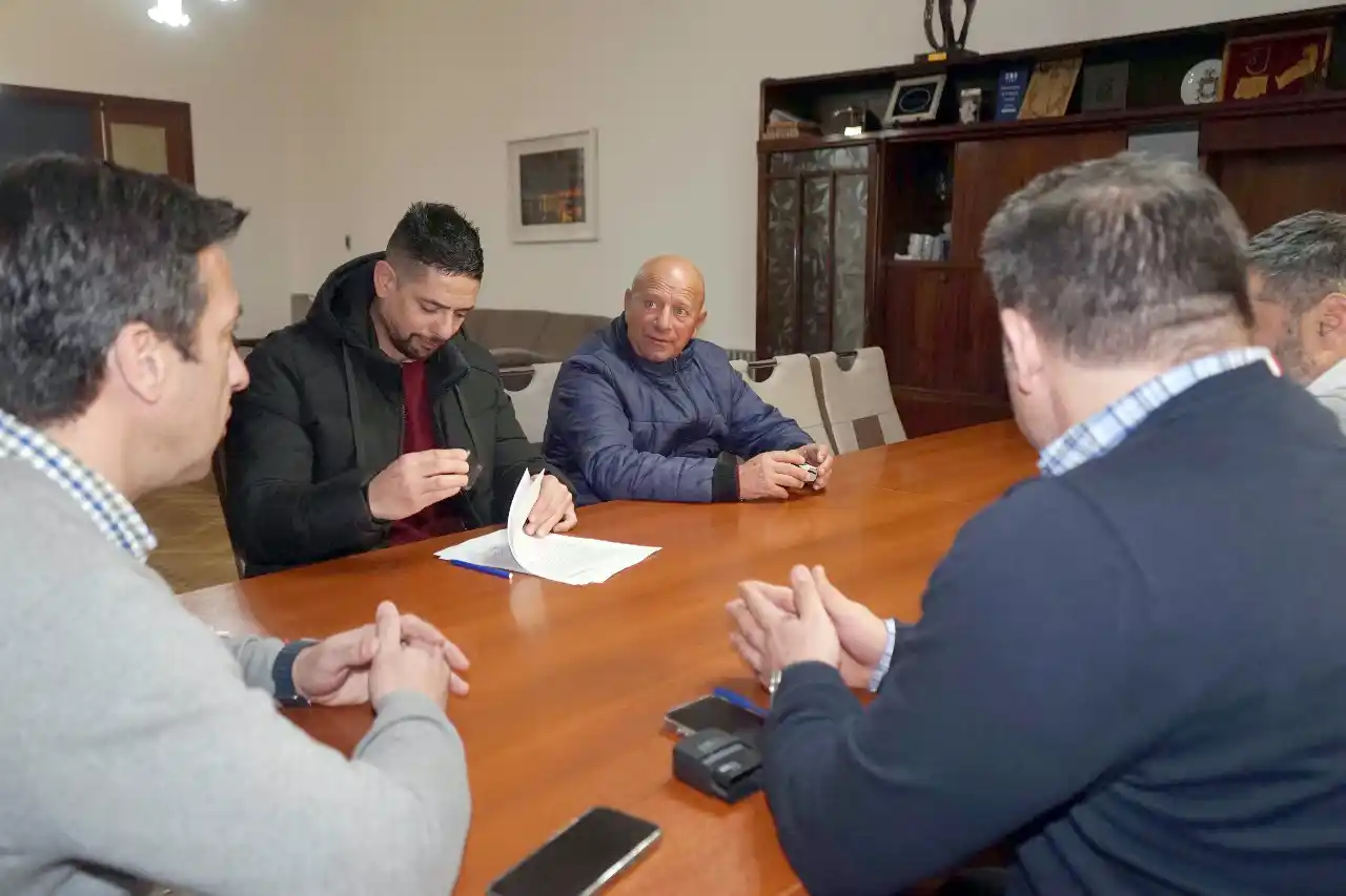 NecoDarle un cierre. El Ejecutivo realizó una propuesta y desde el STMN hicieron una contrapropuesta para cerrar el año