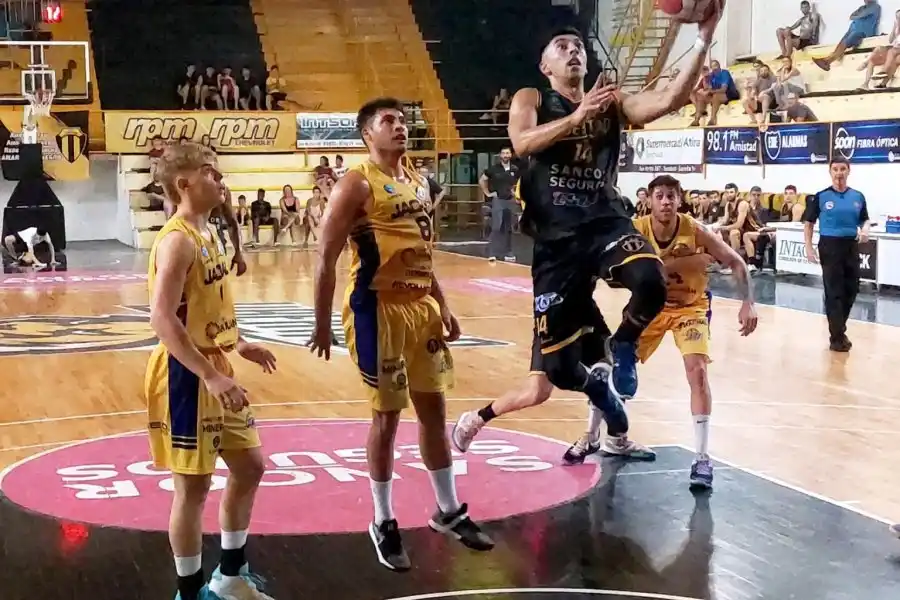 Libertad volvió al triunfo en la Liga Argentina