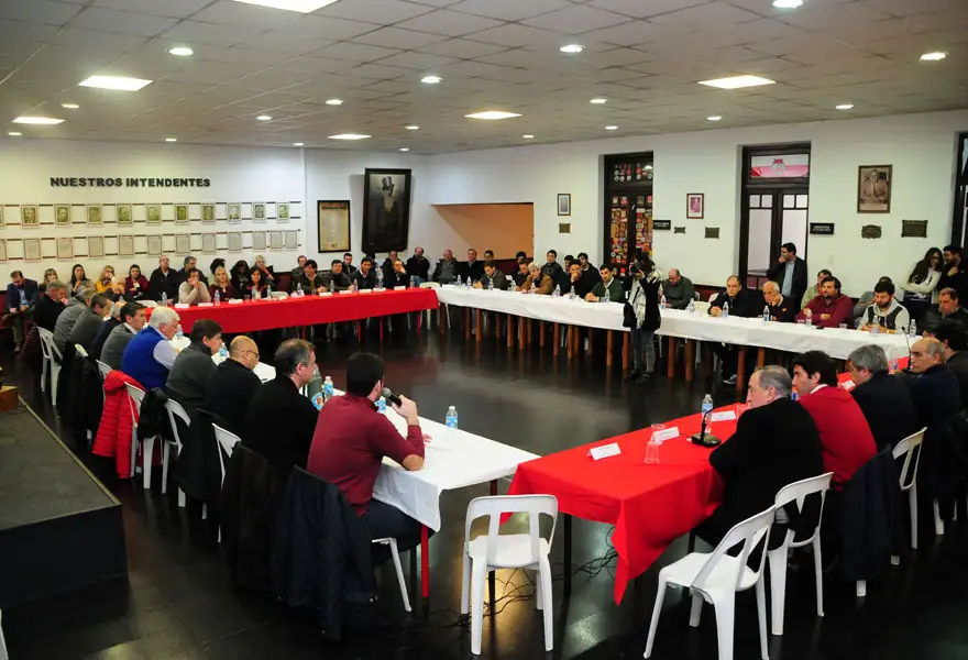 Salvador afirmó que la apertura de internas “será una decisión de cada distristo"