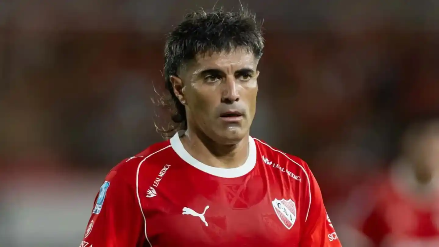 “No sabes la semana de mierda que pasó mi familia por tu culpa”, le habría manifestado el jugador al cronista en medio del tenso cruce.