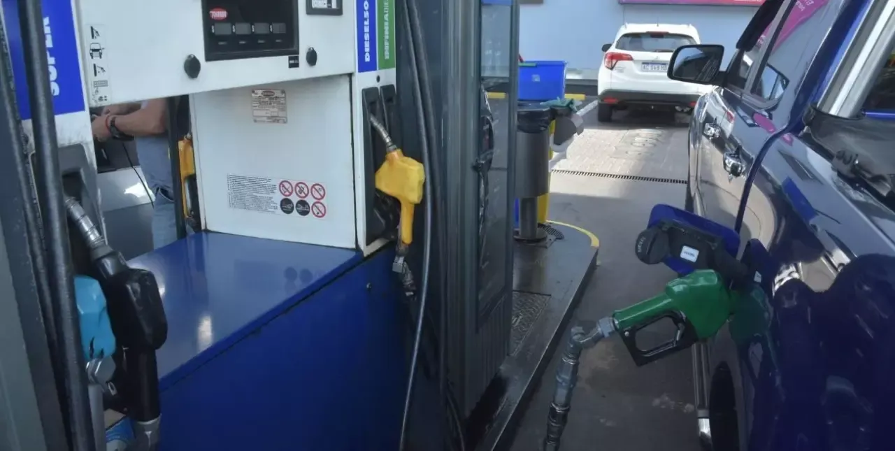 La Secretaría de Energía no descartó más subas en el precio de los combustibles