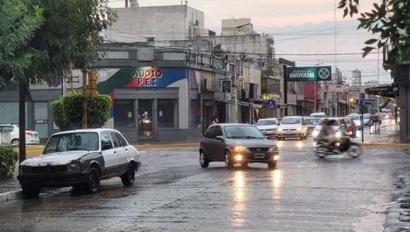 “Alerta amarillo”: tormentas fuertes, lluvias y posible caída de granizo para el domingo