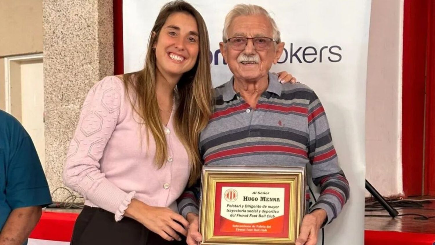 Reconocimiento a Hugo Menna, un histórico de la pelota paleta firmatense