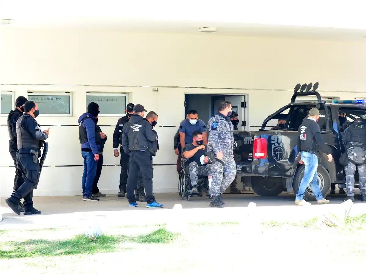 Acapulco: allanamiento, un  policía herido, detenidos y fuga 