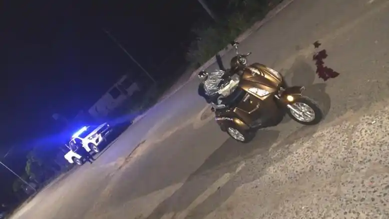 Los vecinos reportaron el accidente al 101. FOTO: Casares Online.