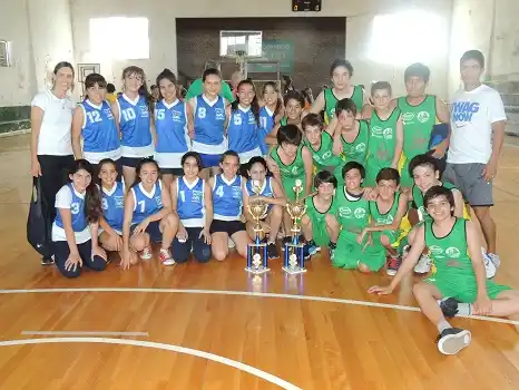 Interescolar de Mini Handball: Gualeguaychú festejó en La Paz