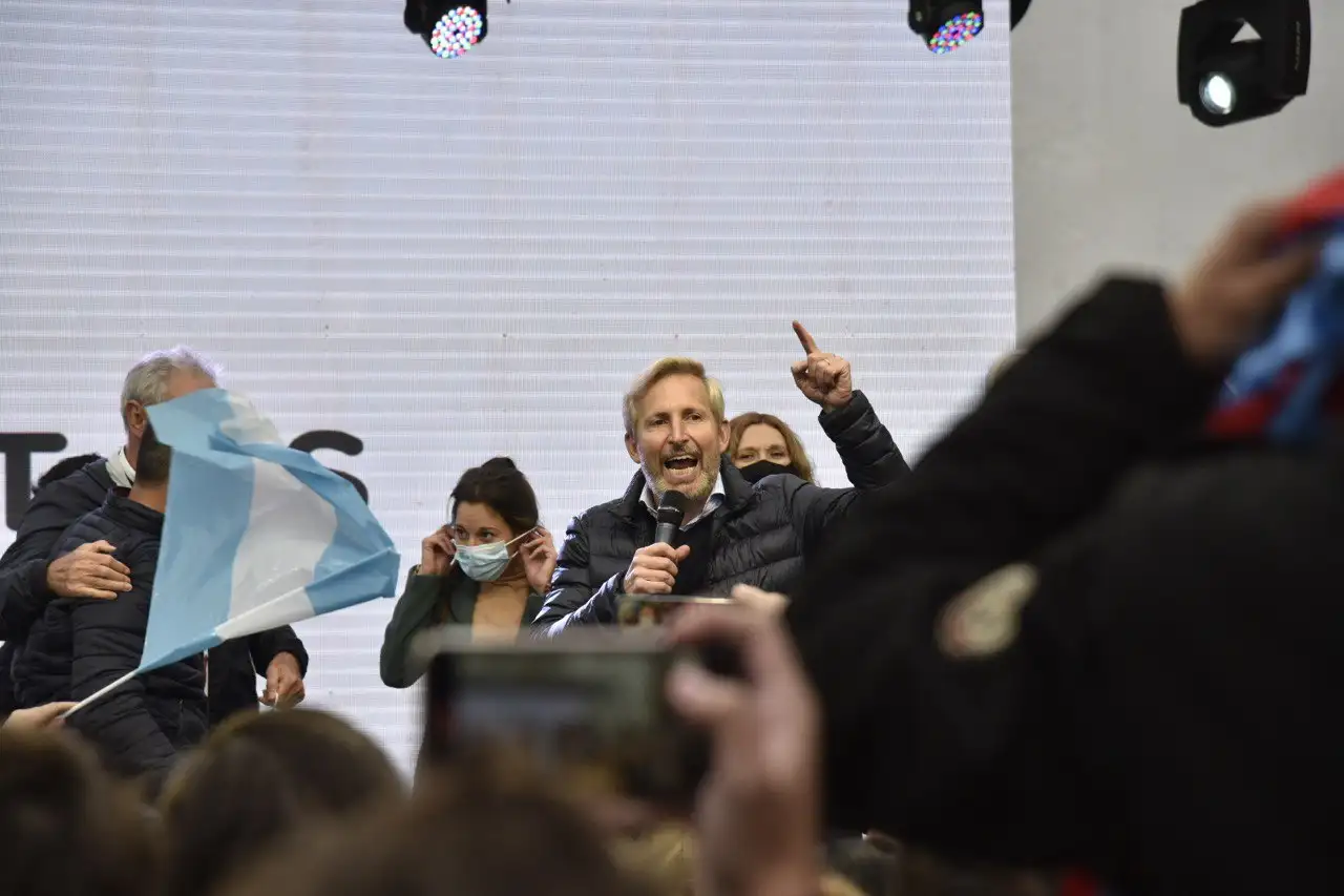 En Paraná, la lista de Frigerio se impondría con un 53% sobre el 28% del Frente de Todos