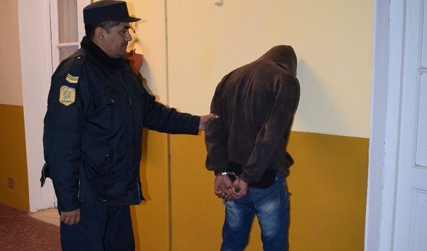 En una semana condenaron al hombre que le robó a un policía su arma reglamentaria