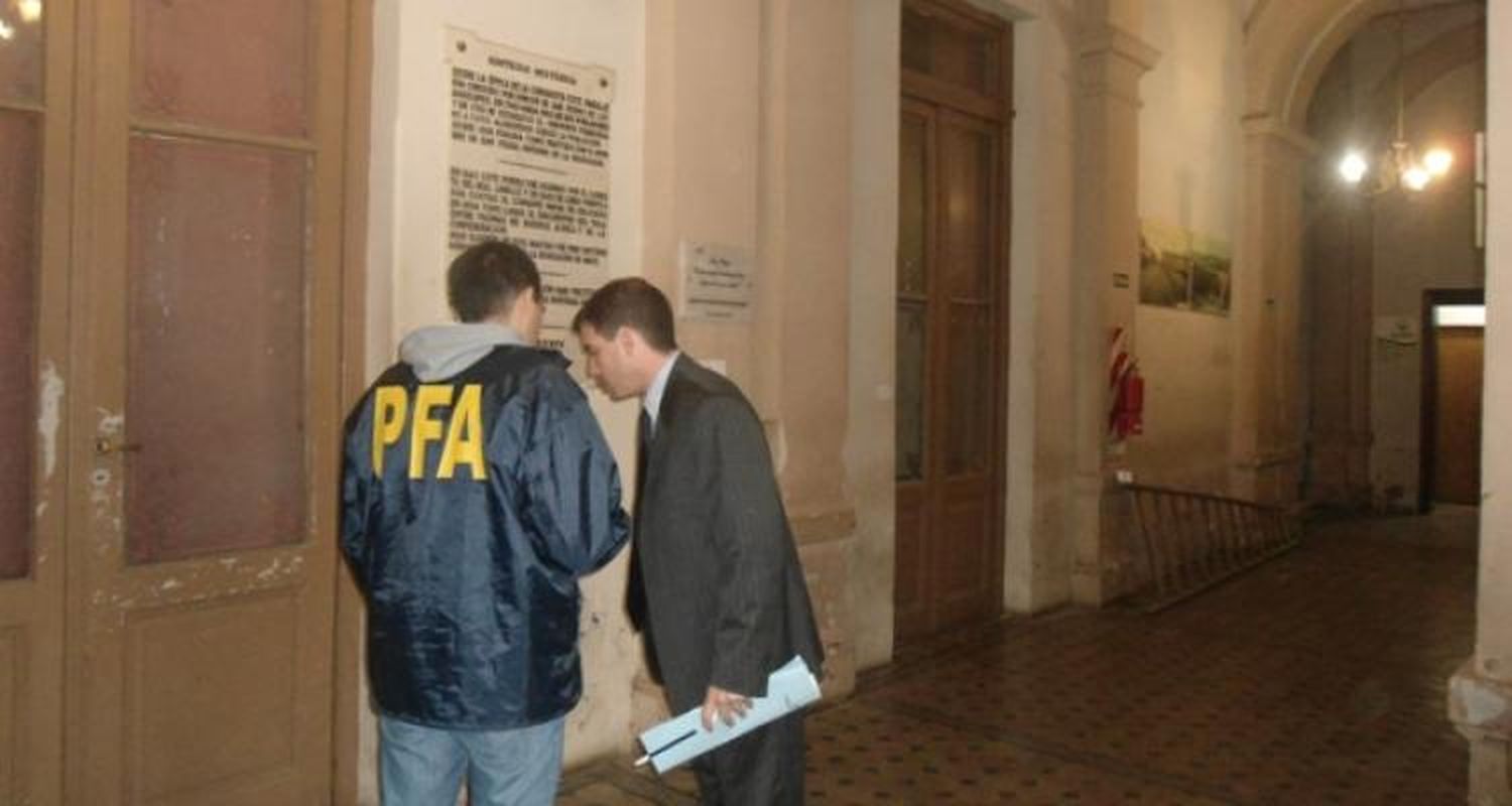 Allanan la Municipalidad por la causa del Fondo Educativo