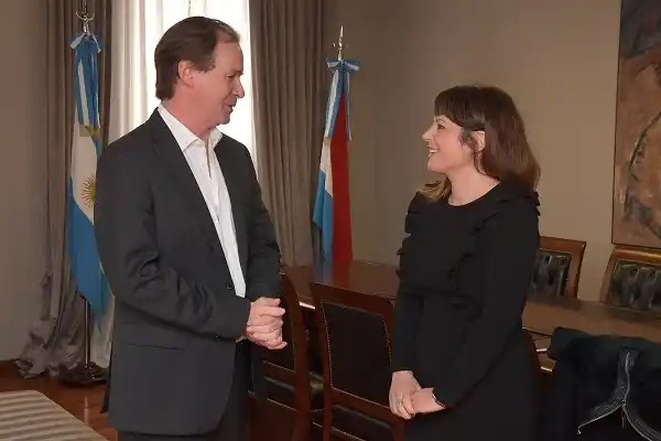 Media sanción para que se restablezcan los feriados puente