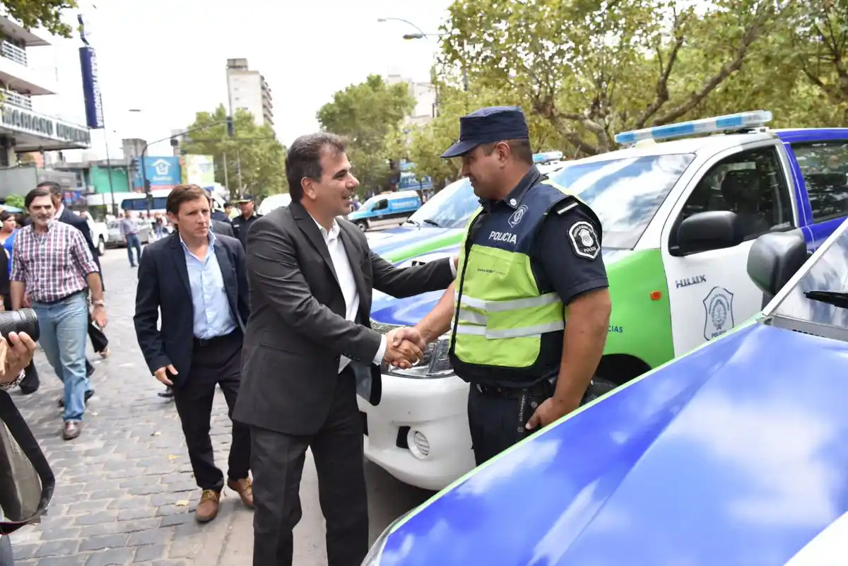 San Miguel: Ritondo entregó patrulleros y anunció llegada de más efectivos al distrito