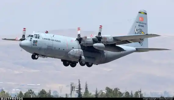 Un Hércules C-130E turco se estrelló en la frontera entre Azerbaiyán y Georgia