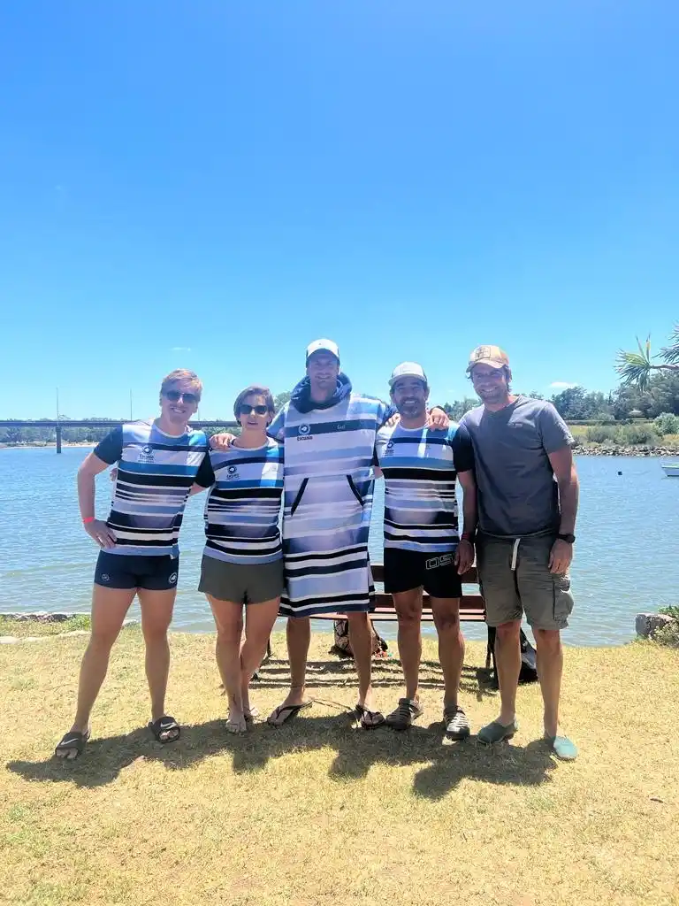 Escualo, en la competencia del río Quequén.