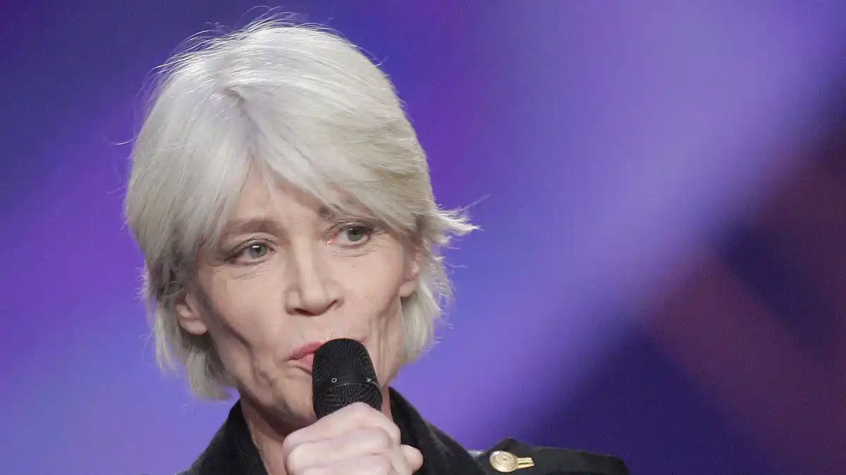 Este es el TRISTE caso de la cantante francesa que desea «morir pronto»