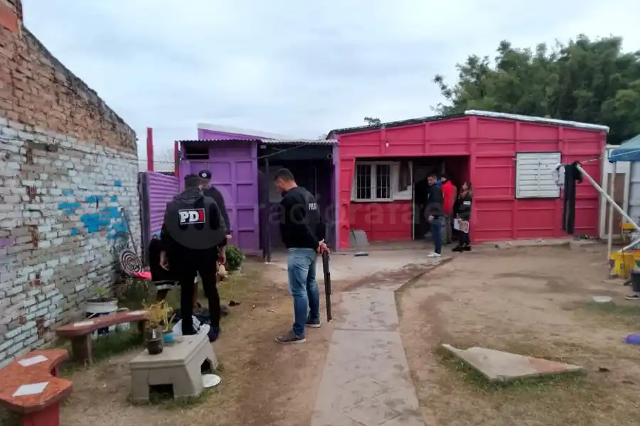 Le robaron una bolsa con siete millones de pesos desde la camioneta: múltiples allanamientos y dos detenidos
