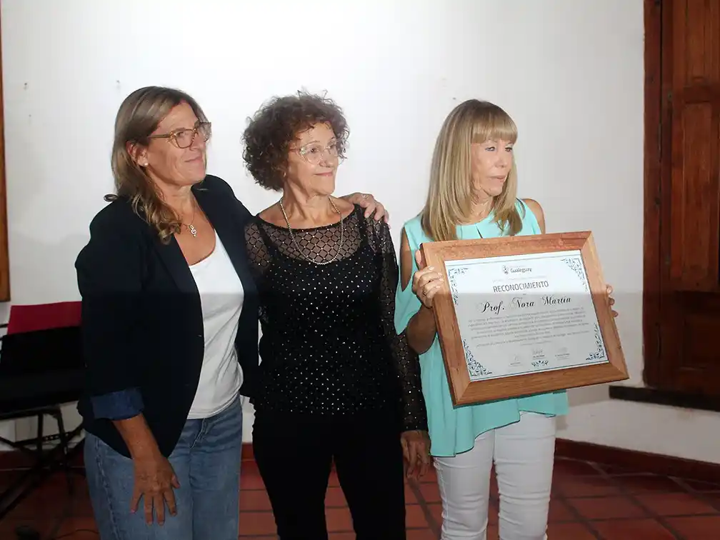 Reconocieron a mujeres destacadas en el arte y la educación