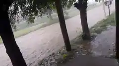 Por las copiosas lluvias, varias calles de la ciudad se tornaron intransitables