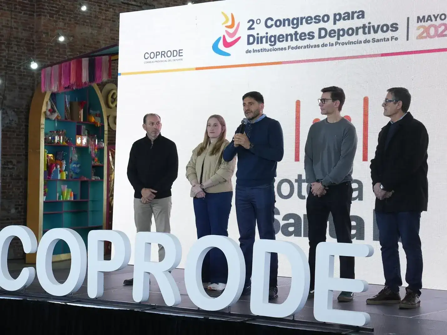 El Gobernador encabezó la actividad.