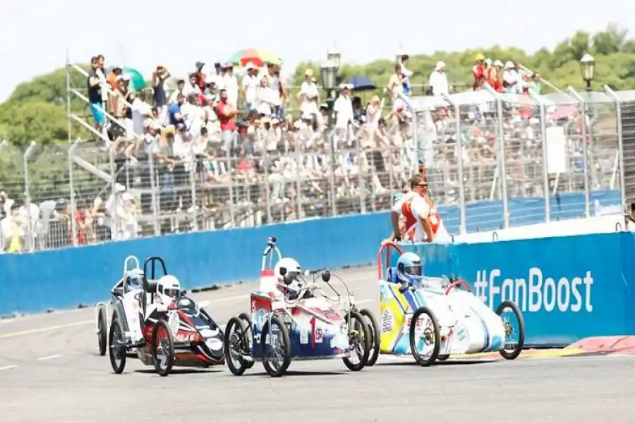 Desafío ECO YPF: escuelas de Humboldt y San Carlos viajan a Bariloche en busca de la victoria