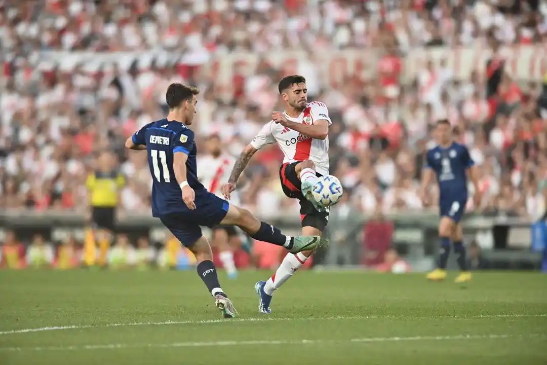 Talleres dio el golpe en el Monumental