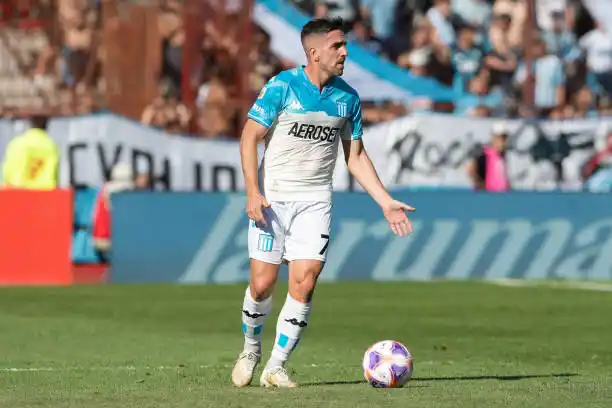 Hauche es duda en la formación de Racing.