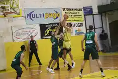 Básquet:Zaninetti no pudo con Bancario en condición de local