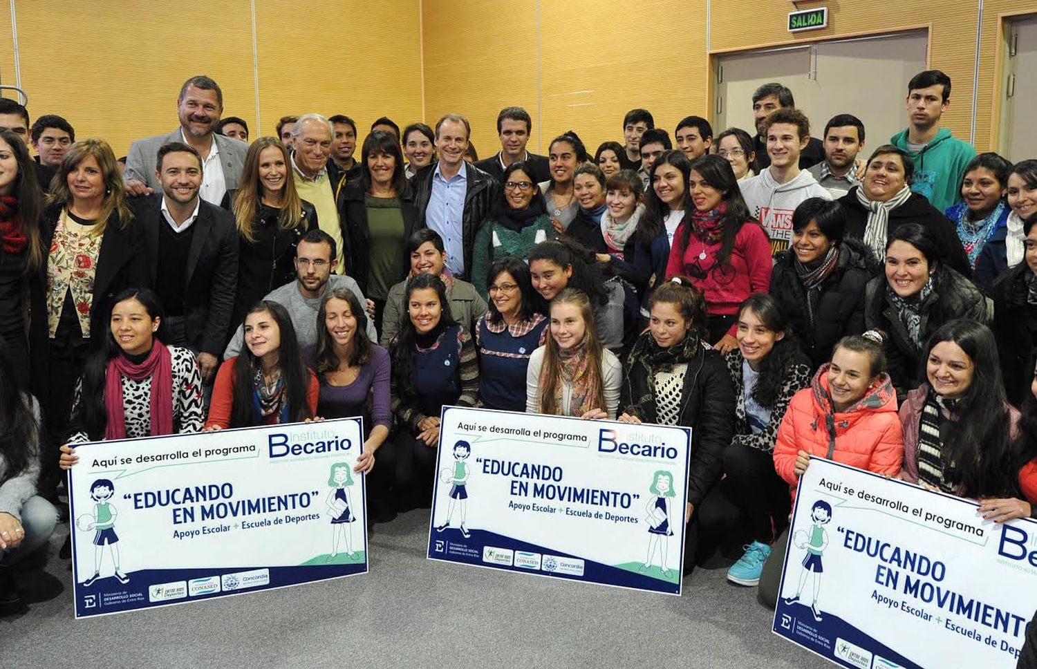Comenzó el pago de becas provinciales