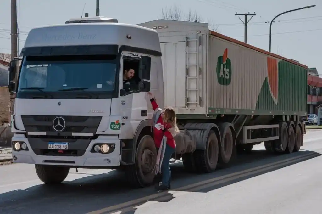 La actividad consistirá en una volanteada y limpieza de parabrisas a automovilistas que paren en inmediaciones a la Facultad de Veterinarias. Foto: Gentileza.