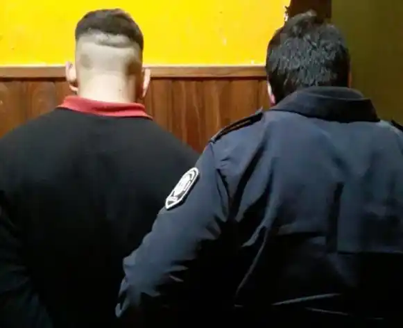 Pérez quedó alojado en los calabozos de la Primera.